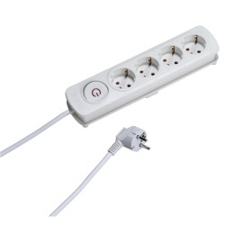 Pikendusjuhe 4 pesaga 4 m kaabel valge 1.5 mm²